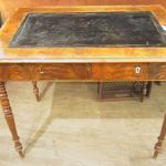 267 7230 WRITING DESK